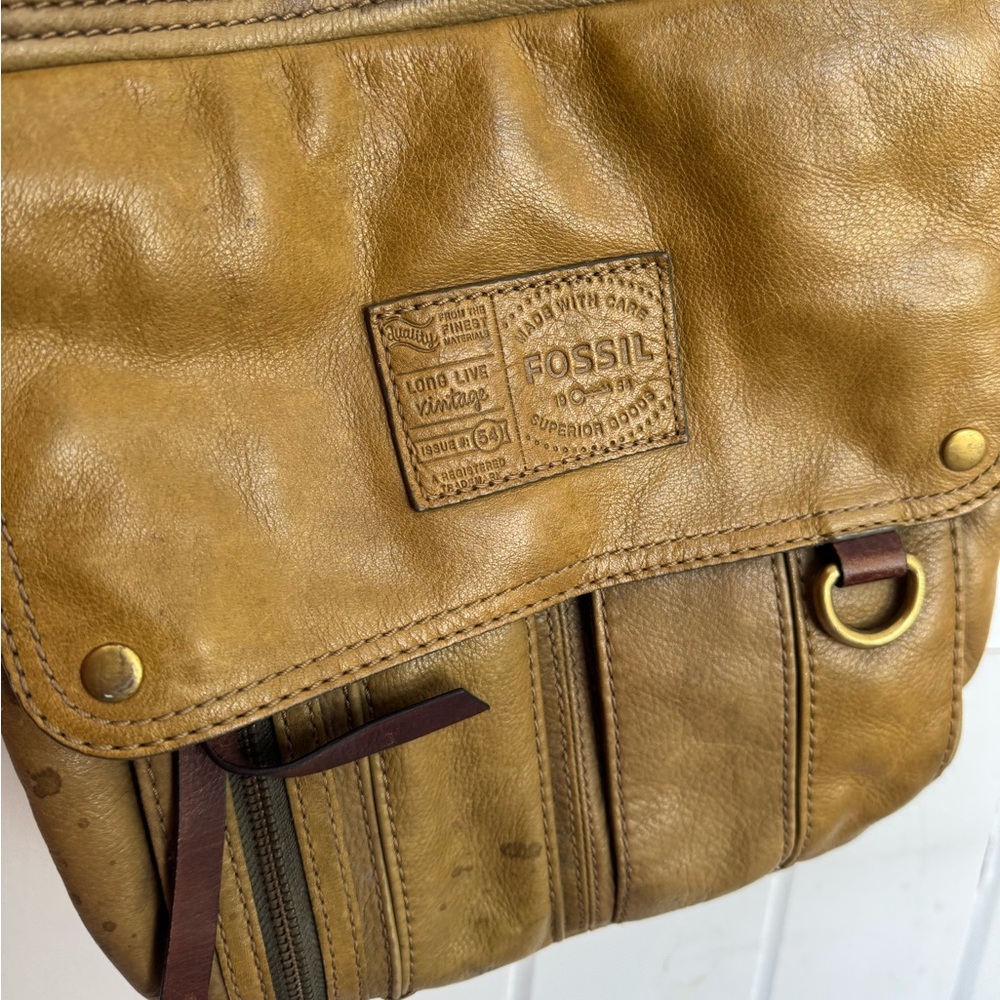 Fossil mossy green Leather Messenger Bag